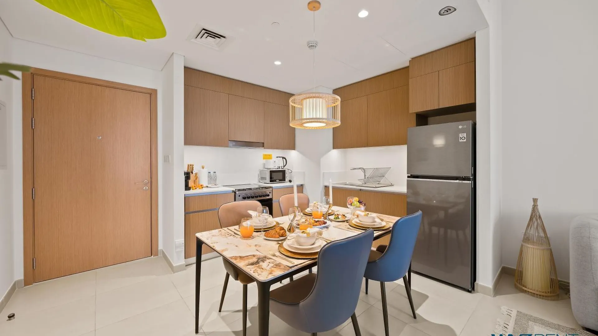 Earthy Elegant 1 Bedroom In Surf 2-Creek Beach Access Dubai