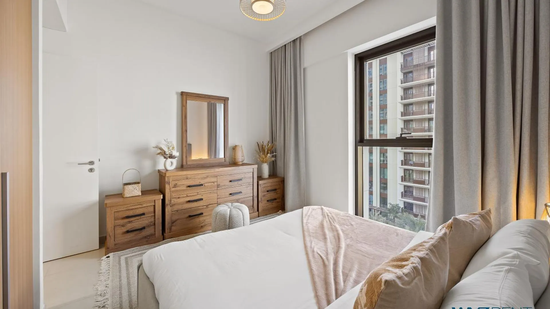 Apartment Earthy Elegant 1 Bedroom In Surf 2-Creek Beach Access Dubai